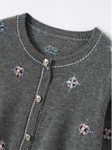 Women's Casual, Loose, Stretch, and Everyday Sweater. Cardigan, Button-Down, Crew-Neck, Cable-Knit Sweater
